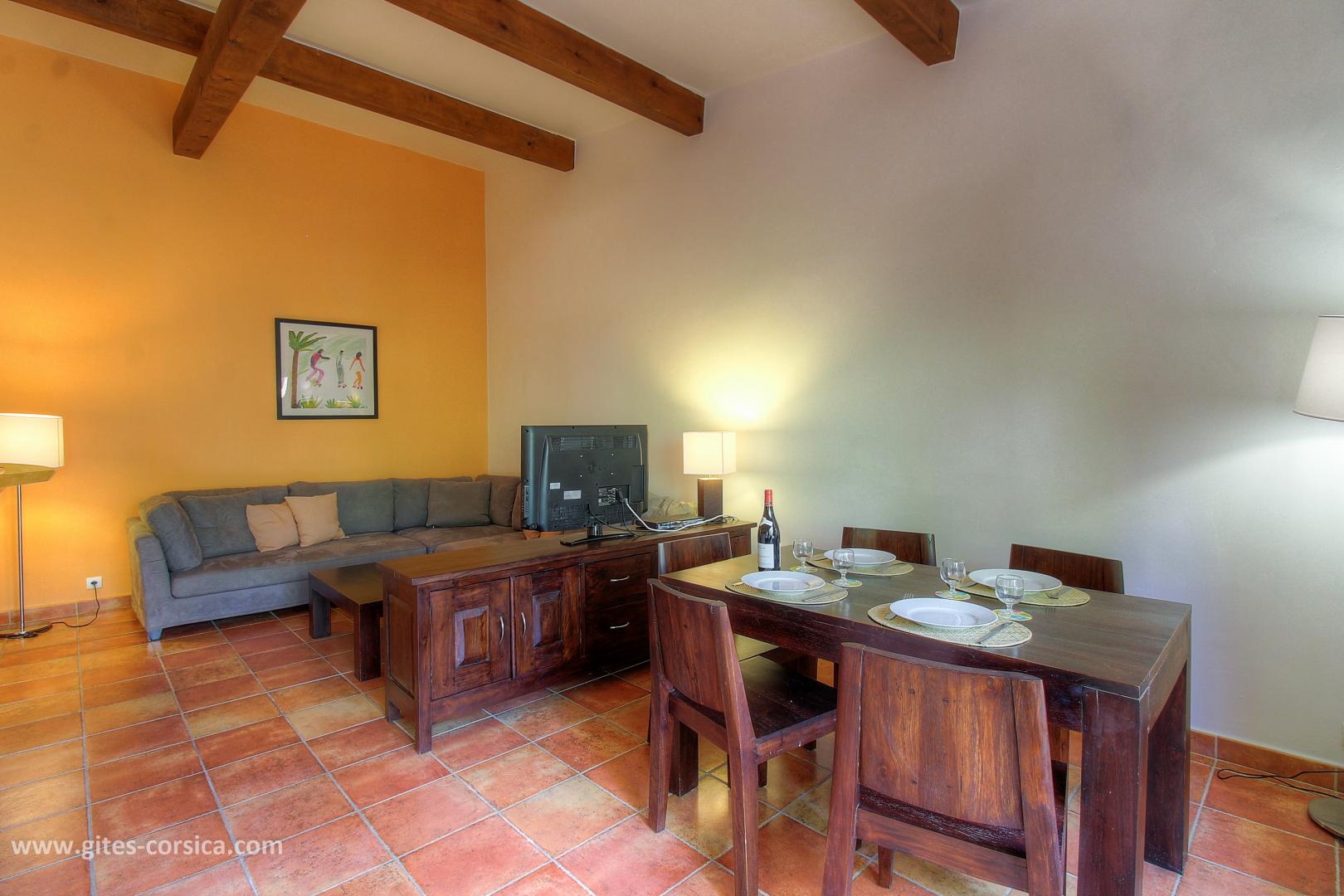 G�te � Serriera en Corse du Sud -20007 : s�jour