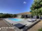 G&icirc;te &agrave; Bonifacio, Le Sud Corse, Corse du Sud, labellis&eacute; G&icirc;tes de France : la piscine et la maison