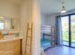 G&icirc;te &agrave; Porto Vecchio, le Sud Corse, labellis&eacute; G&icirc;tes de France : la chambre avec les lits superpos&eacute;s