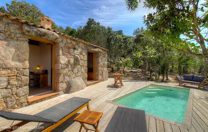G&icirc;te n&deg;25292 SOTTA - Corse - L'Incundinu - Gite &agrave; Sotta, Corse du sud labellis&eacute; Gites de France : la piscine