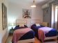 chambre avec deux lits simples