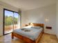 Gîte à Tizzano, Grand Valinco, Corse du Sud, labellisé Gîtes de France : une chambre à l'étage Gîte à Tizzano, Grand Valinco, Corse du Sud, labellisé Gîtes de France : une chambre à l'étage