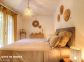Gite &agrave; Cauro, le Grand Ajaccio, Corse du Sud, labellis&eacute; G&icirc;tes de France : la chambre