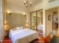 Citybreak à Ajaccio, le Grand Ajaccio, Corse-du-Sud, labellisé Gîtes de France : la chambre avec le lit 140x190cm Citybreak à Ajaccio, le Grand Ajaccio, Corse-du-Sud, labellisé Gîtes de France : la chambre avec le lit 140x190cm