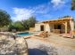 G&icirc;te &agrave; Speloncato, Balagne, Haute-Corse, labellis&eacute; G&icirc;tes de France : piscine et terrasse