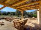 G&icirc;te &agrave; Speloncato, Balagne, Haute-Corse, labellis&eacute; G&icirc;tes de France : piscine et terrasse