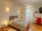 Gite &agrave; Moca Croce, Labellis&eacute; G&icirc;tes de France, Corse du Sud : une chambre &agrave; l'&eacute;tage