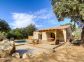 G&icirc;te &agrave; Speloncato, Balagne, Haute-Corse, labellis&eacute; G&icirc;tes de France : piscine et terrasse