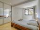 Gîte à Tizzano, Grand Valinco, Corse du Sud, labellisé Gîtes de France : une chambre au rez-de-chaussée Gîte à Tizzano, Grand Valinco, Corse du Sud, labellisé Gîtes de France : une chambre au rez-de-chaussée