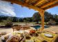G&icirc;te &agrave; Speloncato, Balagne, Haute-Corse, labellis&eacute; G&icirc;tes de France : piscine et terrasse