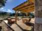 G&icirc;te &agrave; Speloncato, Balagne, Haute-Corse, labellis&eacute; G&icirc;tes de France : piscine et terrasse