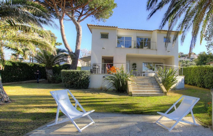 Gite à Porticcio, Le Grand Ajaccio, labellisé Gîtes de France : la propriété Gîte n°21511 PORTICCIO - Corse - Cala Fornaccia - Gite à Porticcio, Le Grand Ajaccio, labellisé Gîtes de France : la propriété