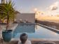 G&icirc;te &agrave; Porri, Grand Bastia, Haute-Corse, labellis&eacute; G&icirc;tes de France : la terrasse avec piscine
