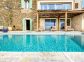 G&icirc;te &agrave; Porri, Grand Bastia, Haute-Corse, labellis&eacute; G&icirc;tes de France : la terrasse avec piscine