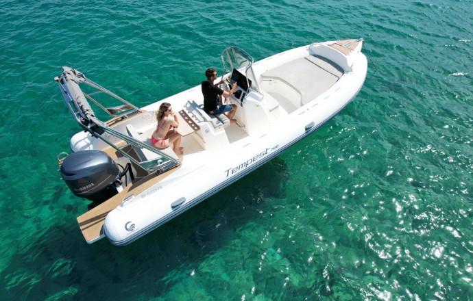 LOCATION BATEAU CAPELLI 700 PORTO-VECCHIO&nbsp;(MARINCAP) PORTO VECCHIO - LOCATION BATEAU CAPELLI 700 PORTO-VECCHIO - photo
